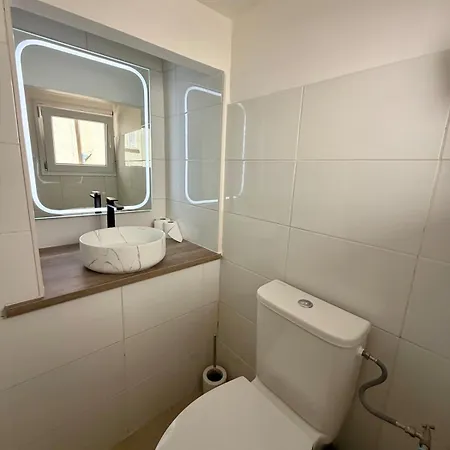 Duplex Centre Ville, Wifi, Clim, Terrasse